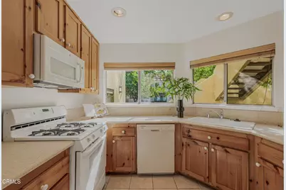 3234 Darby Street #128, Simi Valley, CA 93063 - Photo 12