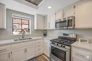 18106 Erik Ct, Santa Clarita, CA 91387 - Photo 6