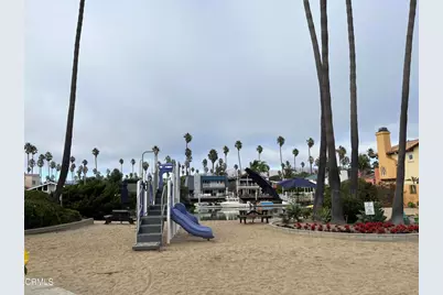 2827 Pierpont Boulevard, Ventura, CA 93001 - Photo 34