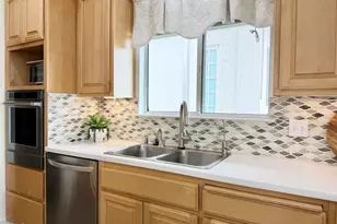 2827 Pierpont Blvd, Ventura, CA 93001 - Photo 6
