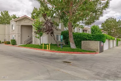 2815 W Avenue K12 #Apt 173, Lancaster, CA 93536 - Photo 2