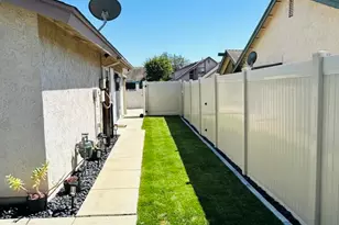 127 Tree Fern Ct, Camarillo, CA 93010 - Photo 6