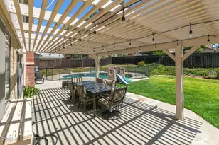 2190 Klamath Dr, Camarillo, CA 93010 - Photo 36