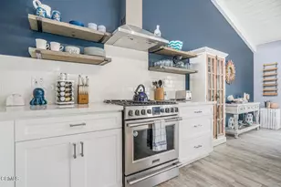 4624 Falkirk, Oxnard, CA 93035 - Photo 10