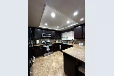 2221 Gershwin Place, Oxnard, CA 93033 - Photo 4