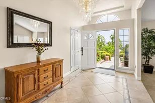 2210 Via Loma, Camarillo, CA 93012 - Photo 2