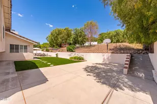 2210 Via Loma, Camarillo, CA 93012 - Photo 28