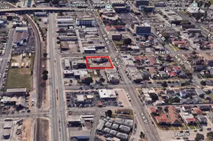 137 W 1st St, Oxnard, CA 93030 - Photo 4
