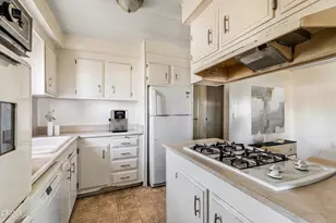 101 Yosemite Dr, Oxnard, CA 93033 - Photo 6