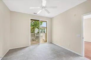 990 Holiday Ave, Ventura, CA 93003 - Photo 16