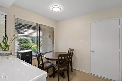 22218 Village 22, Camarillo, CA 93012 - Photo 20
