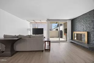 1335 Edgewood Way, Oxnard, CA 93030 - Photo 2