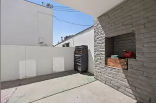 1335 Edgewood Way, Oxnard, CA 93030 - Photo 22
