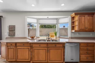 318 N Steckel Dr, Santa Paula, CA 93060 - Photo 16