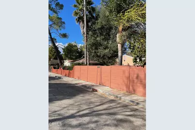 211 Fox Street, Ojai, CA 93023 - Photo 32