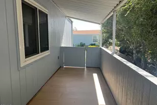 109 St James Ct, Newbury Park, CA 91320 - Photo 10