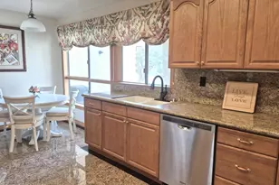 26132 Village 26, Camarillo, CA 93012 - Photo 12