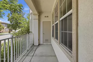 27030 Victoria Ln, Valencia, CA 91355 - Photo 20
