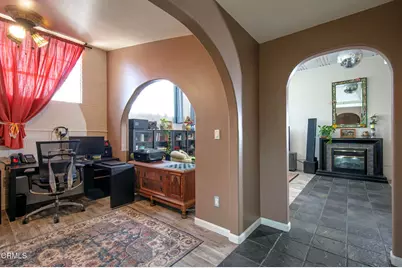 215 N 8th Street, Santa Paula, CA 93060 - Photo 16
