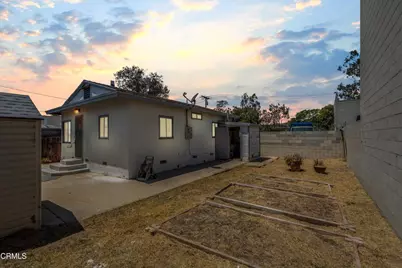 435 S Palm Avenue, Santa Paula, CA 93060 - Photo 32