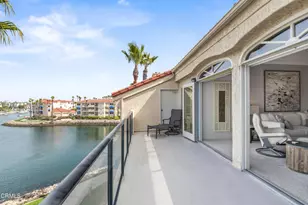 1758 Emerald Isle Way, Oxnard, CA 93035 - Photo 2
