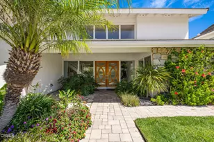 31817 Tynebourne Ct, Westlake Village, CA 91361 - Photo 6