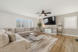 454 Celebration Ln, Santa Paula, CA 93060 - Photo 16