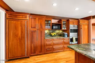 569 Valley Vista Dr, Camarillo, CA 93010 - Photo 22