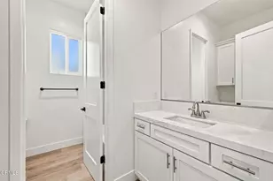 13508 Velma Pearl Wy, Bakersfield, CA 93314 - Photo 32
