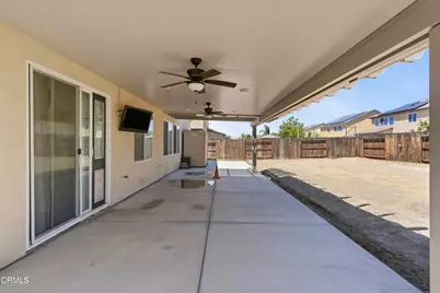 5018 Gleaming Gem Way, Bakersfield, CA 93313 - Photo 46