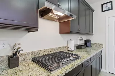 5018 Gleaming Gem Way, Bakersfield, CA 93313 - Photo 6