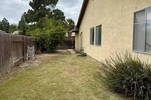 1034 Bradford Ave, Camarillo, CA 93010 - Photo 24
