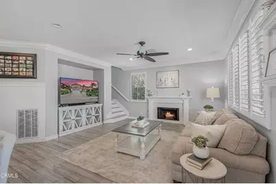 209 Southcrest Place, Simi Valley, CA 93065 - Photo 8
