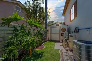 209 Southcrest Pl, Simi Valley, CA 93065 - Photo 46