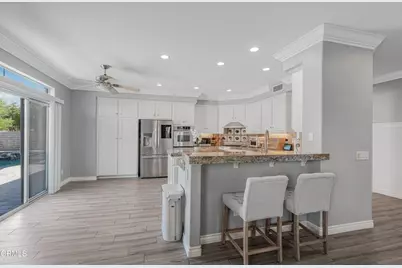 209 Southcrest Place, Simi Valley, CA 93065 - Photo 10