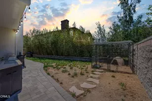 209 Southcrest Pl, Simi Valley, CA 93065 - Photo 44