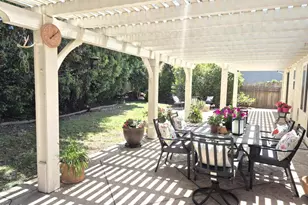 5762 Cherry Ridge Dr, Camarillo, CA 93012 - Photo 20