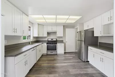 735 County Square Drive #34, Ventura, CA 93003 - Photo 6