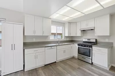 735 County Square Drive #34, Ventura, CA 93003 - Photo 2