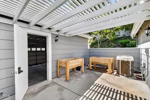 425 Jeremiah Dr, Simi Valley, CA 93065 - Photo 24