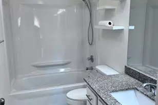 1300 Saratoga, Ventura, CA 93003 - Photo 2