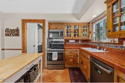 117 Duke Avenue, Ventura, CA 93003 - Photo 12