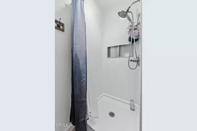117 Duke Avenue, Ventura, CA 93003 - Photo 18