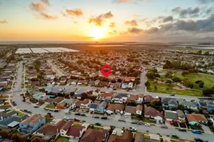 1057 Offshore St, Oxnard, CA 93035 - Photo 2
