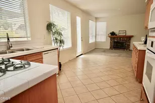 1135 Via Carranza, Camarillo, CA 93012 - Photo 8