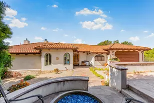 453 Kathleen Dr, Newbury Park, CA 91320 - Photo 6