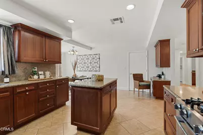 5351 Dubois Avenue, Los Angeles, CA 91367 - Photo 12