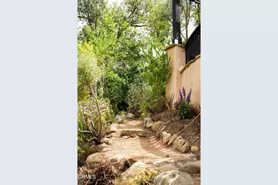 270 Valley Road, Oak View, CA 93022 - Photo 12