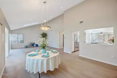 17210 Village 17, Camarillo, CA 93012 - Photo 14
