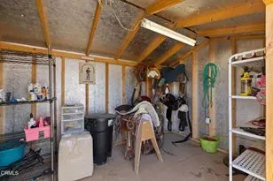 301 Sycamore Dr, Bakersfield, CA 93308 - Photo 34